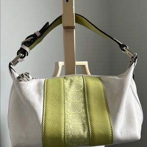 Coach White and Green Leather Shoulder Bag with Structured Design